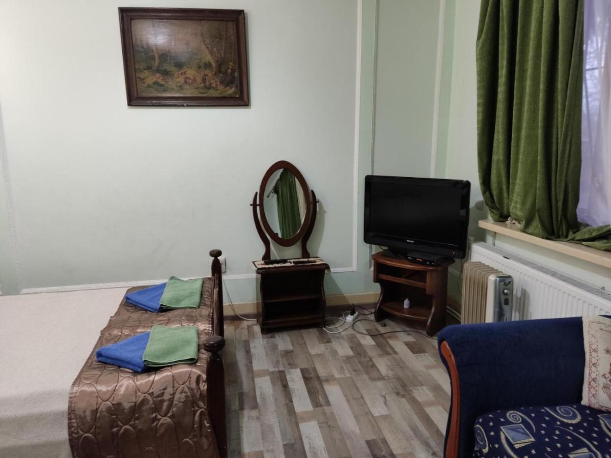 Готель-Маєток Lipiny Ngoại thất bức ảnh